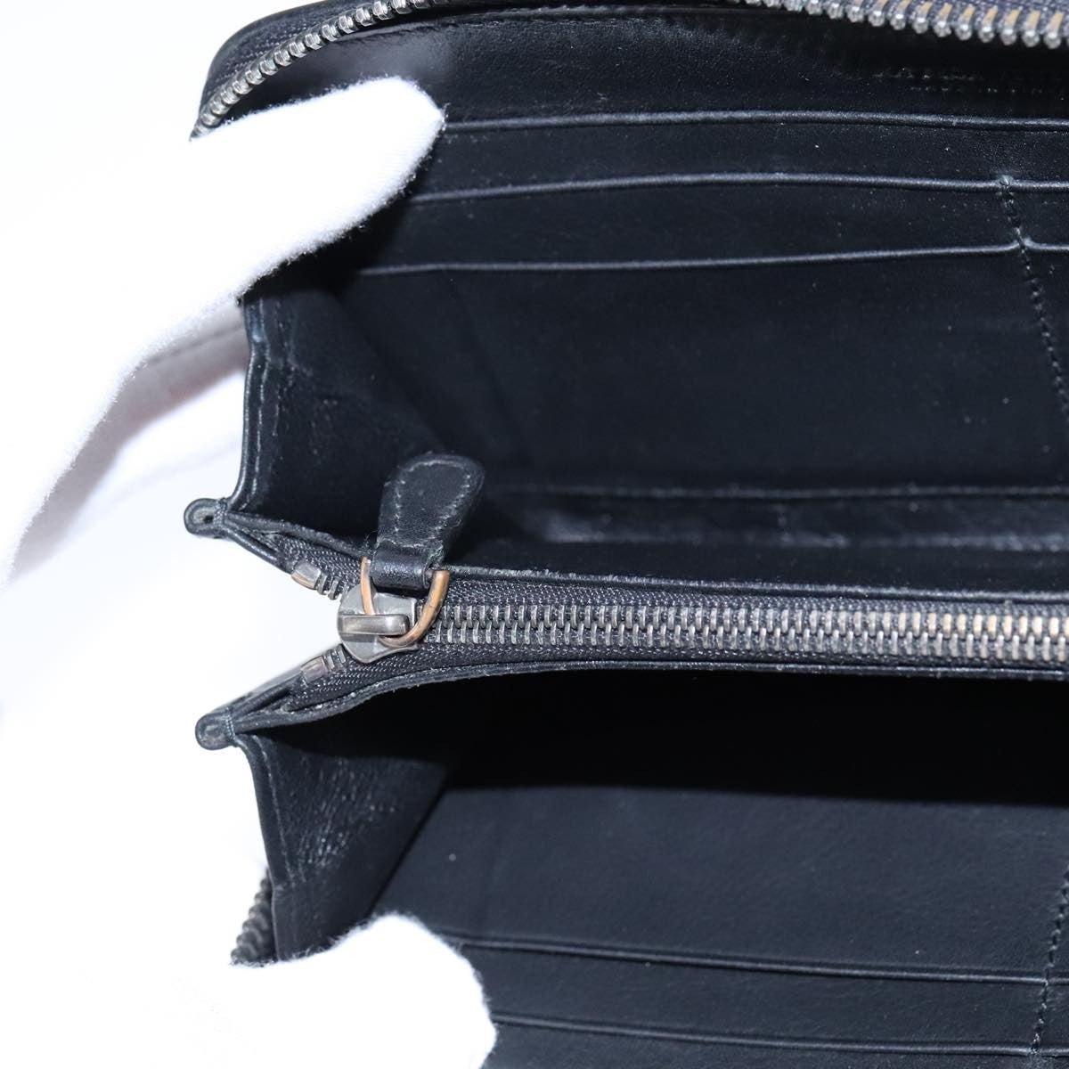 Bottega Veneta Intrecciato Long Zip Wallet - Brandsamsara