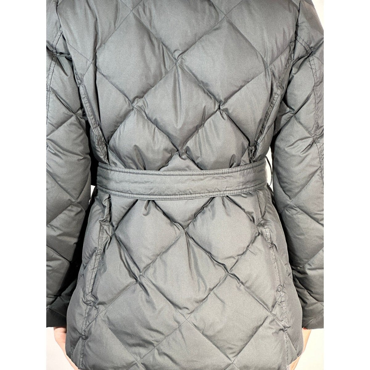 Burberry Down Puffer Jacket - Brandsamsara