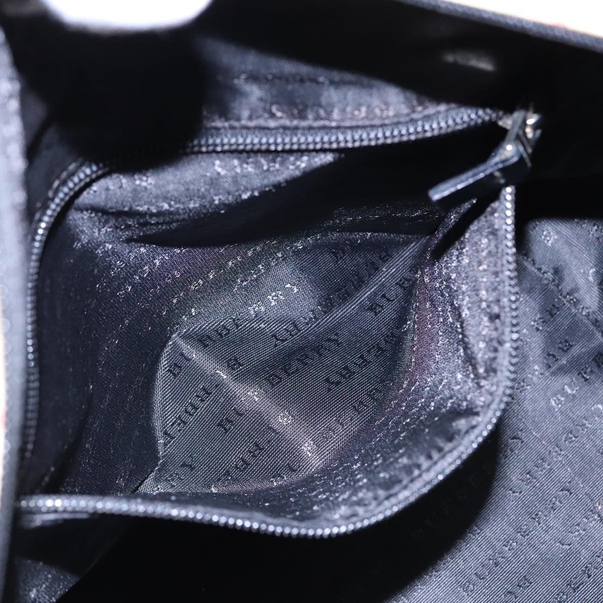 Burberry Nova Check Handbag - Brandsamsara