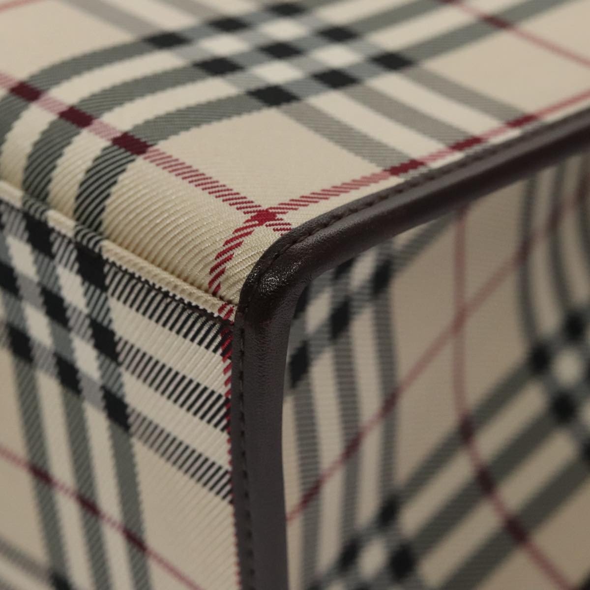 Burberry Nova Check Handbag - Brandsamsara