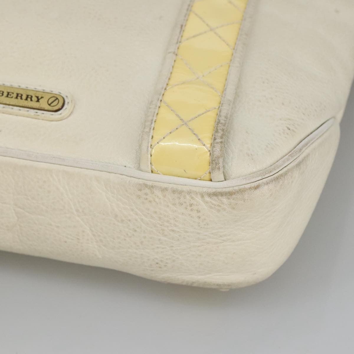 Burberry Vintage Shoulder Bag - Brandsamsara