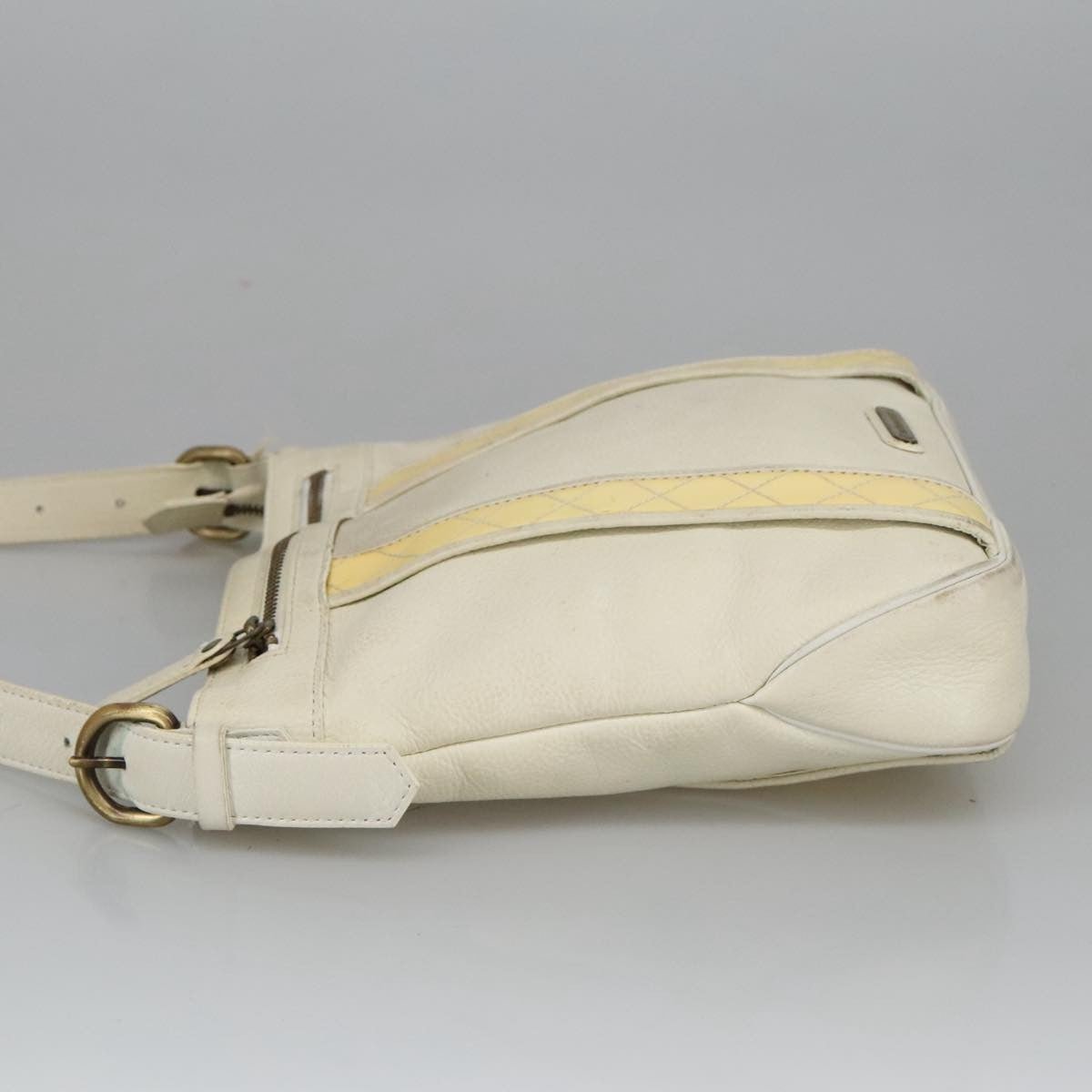 Burberry Vintage Shoulder Bag - Brandsamsara