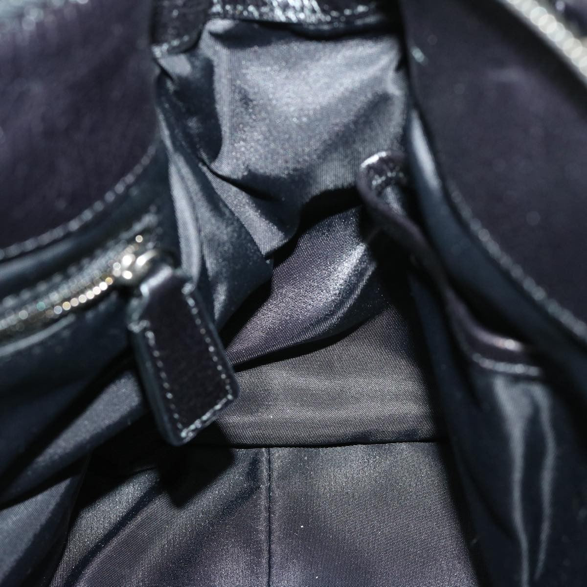 Burberry Zip Top Shoulder Bag - Brandsamsara