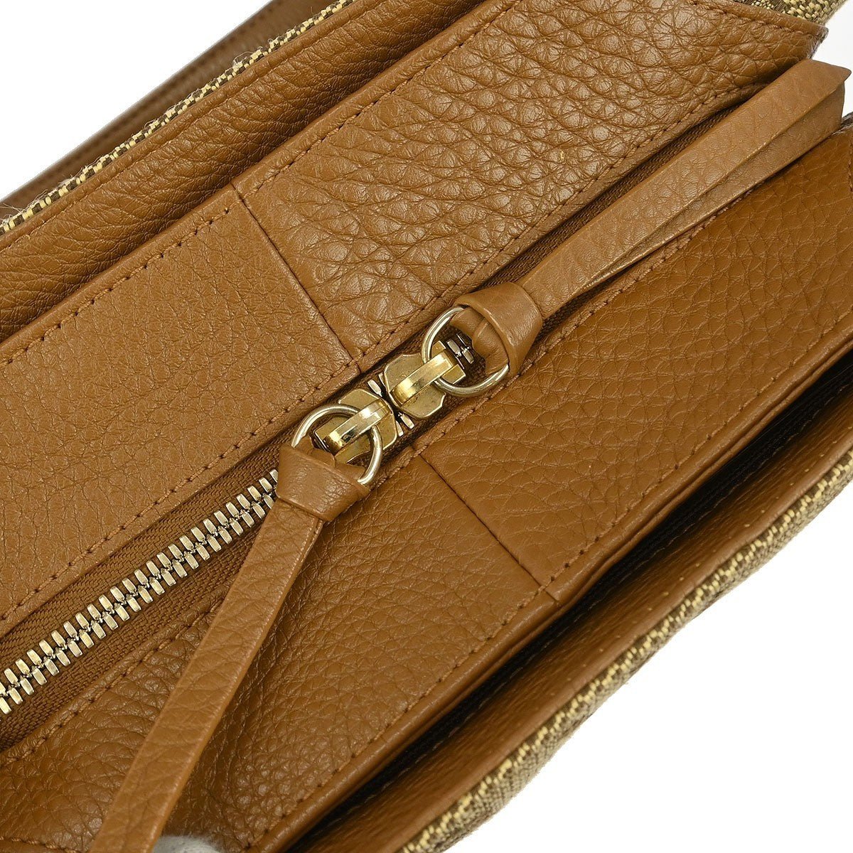 Bvlgari Logomania Handbag - Brandsamsara