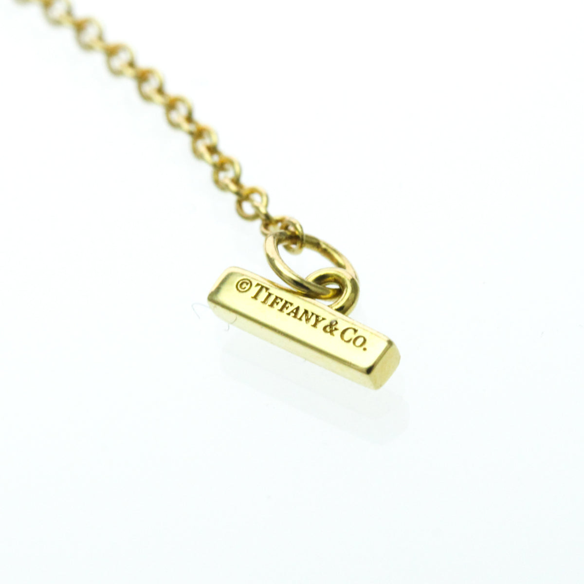 Tiffany & Co. T Circle Pendant 18K Yellow Gold with Diamond, Yellow, Yellow Gold, Necklace