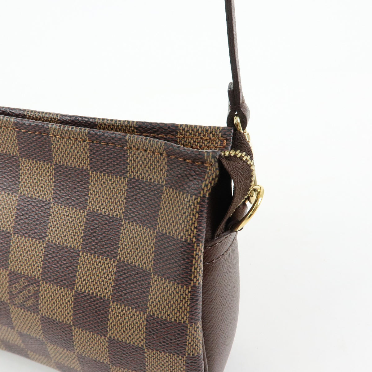 Louis Vuitton Trousse Make Up Damier, Brown, Canvas, Clutch