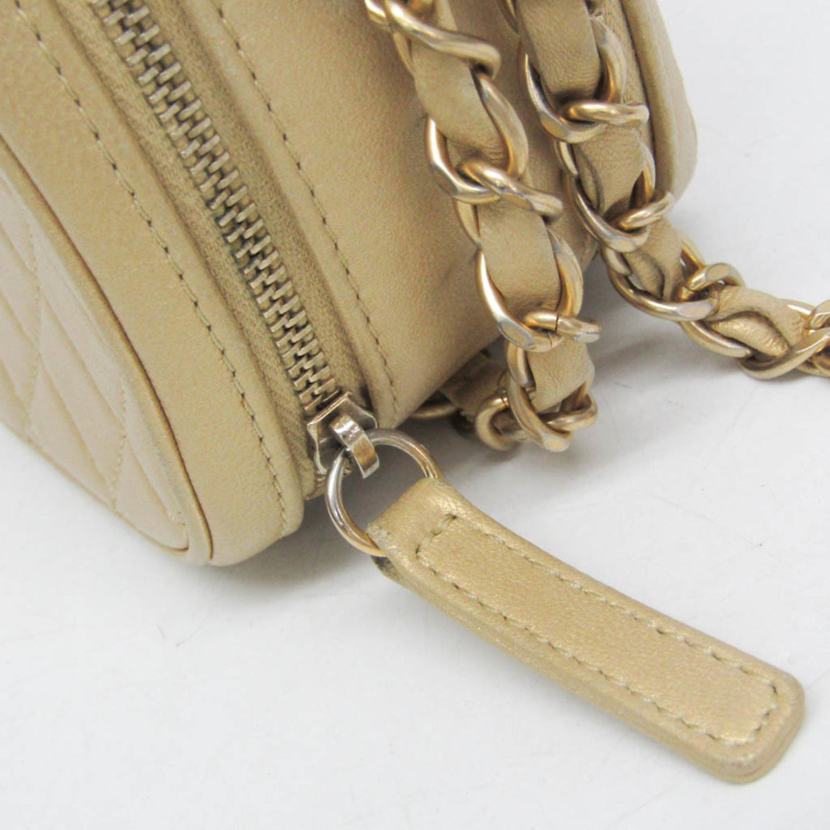 Chanel Vintage Camera Tassel Quilted Leather, Gold, Leather, Handbag