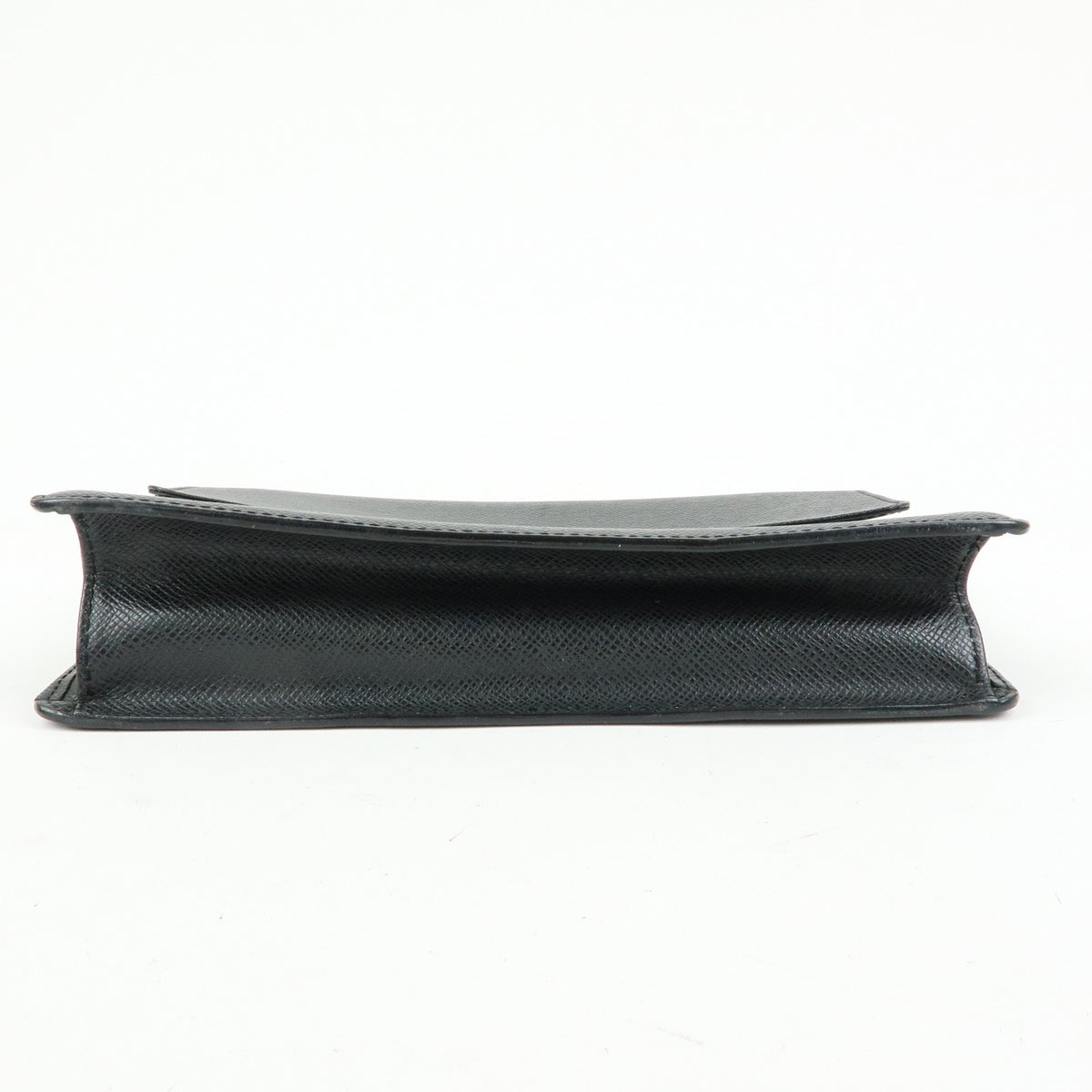 Louis Vuitton Selenga Pochette Taiga Leather, Black, Leather, Clutch