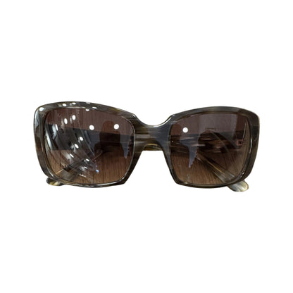 Brandsamsara Cartier sunglasses featuring a classic tortoiseshell acetate frame with medium tint lenses.