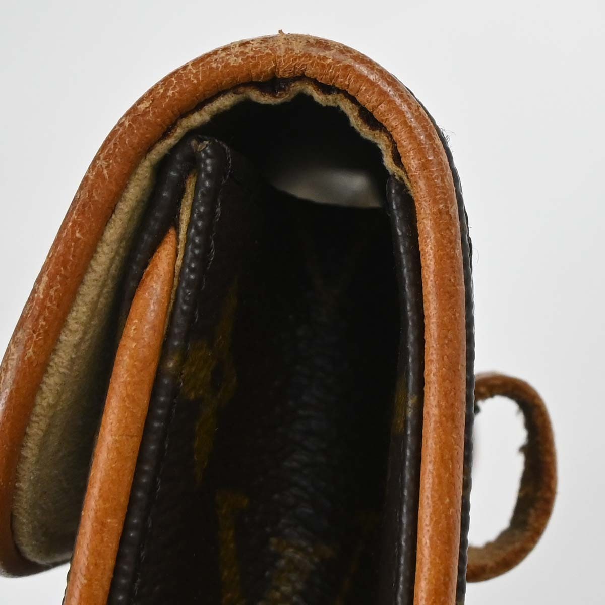 Louis Vuitton Florentine Waist Monogram Canvas, Brown, Canvas, Handbag