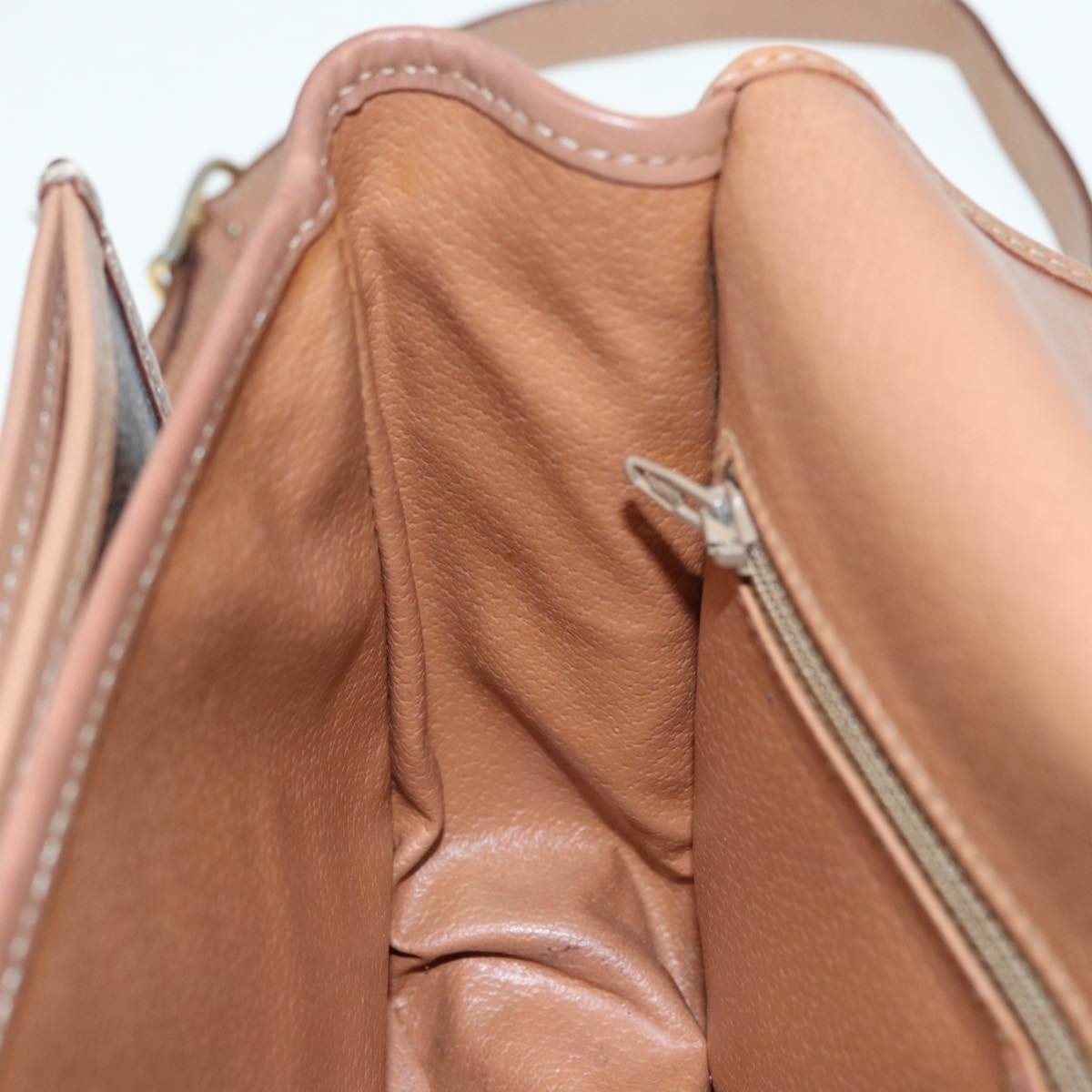 Celine Vintage Saddle Flap Shoulder Bag - Brandsamsara
