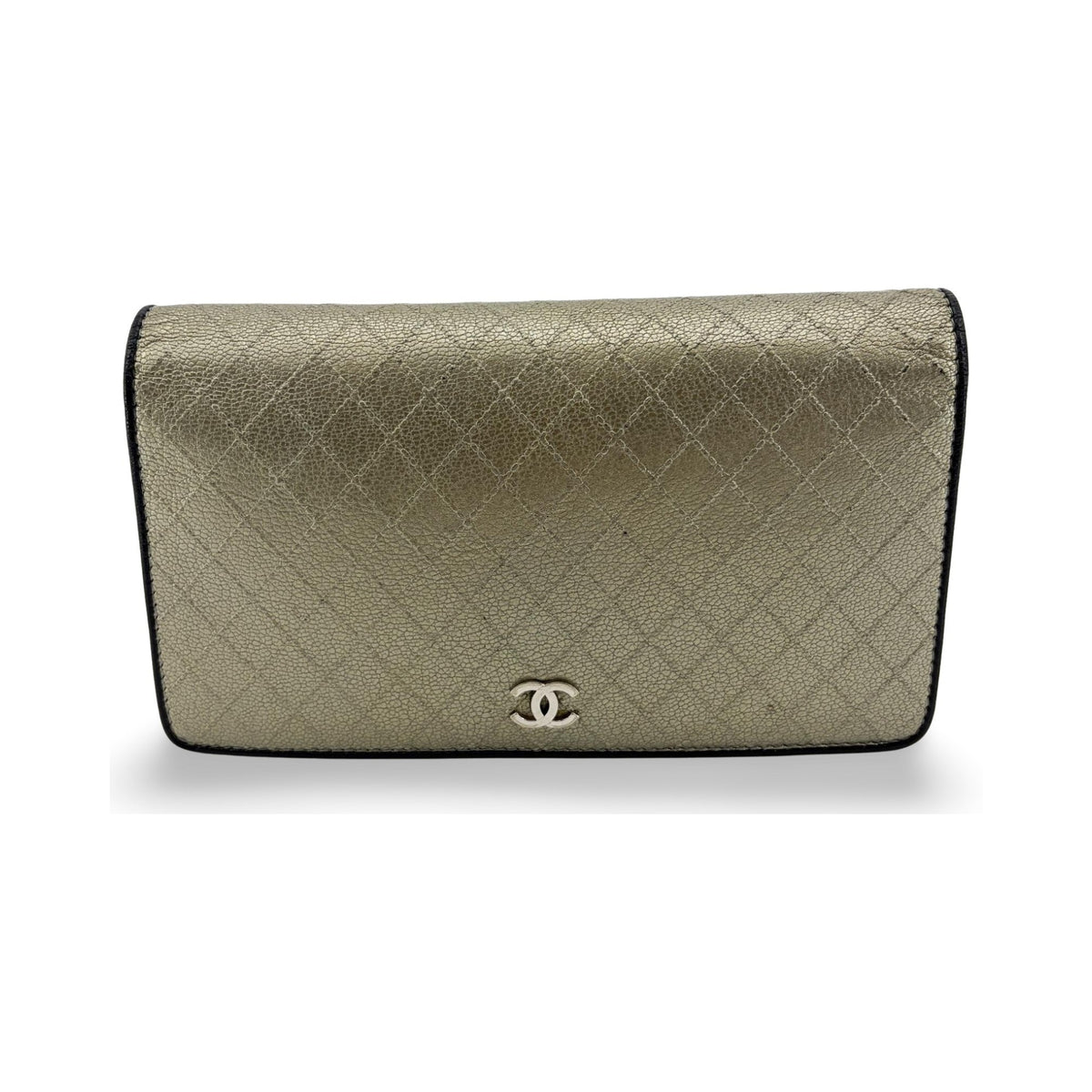 Chanel 19 Flap Quilted Lambskin, Gold, Calfskin, Wallet