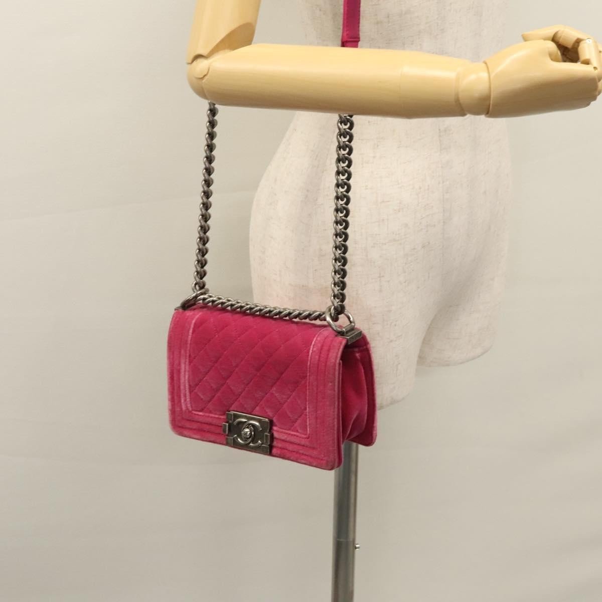 Chanel Boy Flap Bag - Brandsamsara