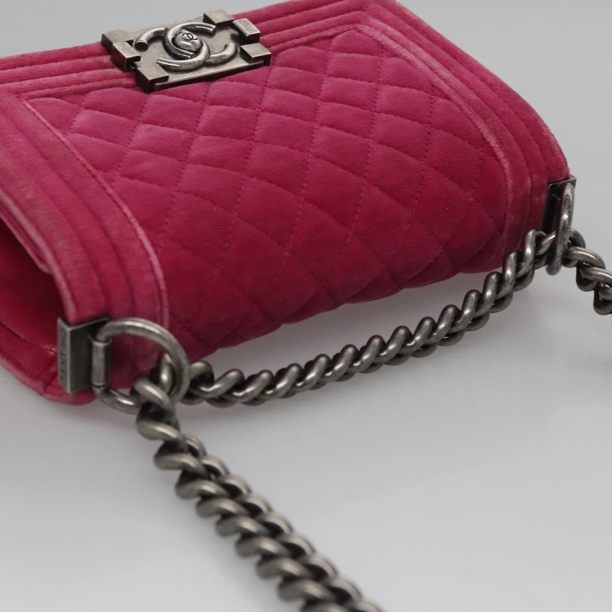 Chanel Boy Flap Bag - Brandsamsara