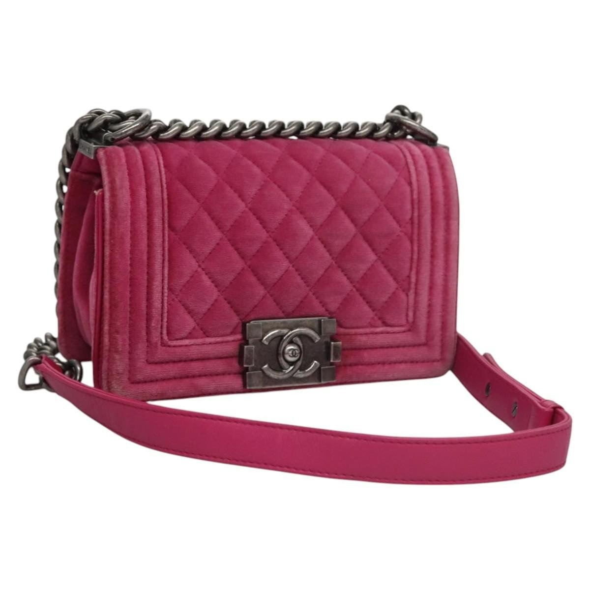 Chanel Boy Flap Bag - Brandsamsara