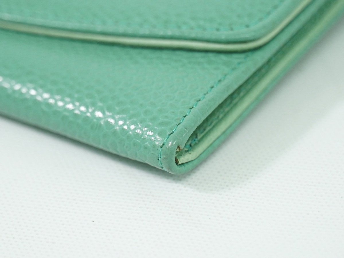 Chanel CC Compact Wallet - Brandsamsara