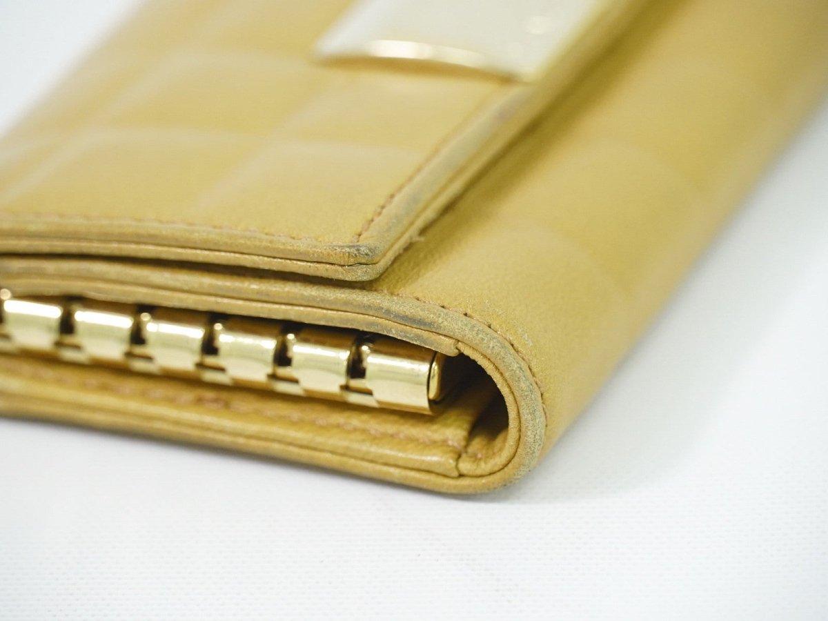 Chanel Chocolate Bar 6 Key Holder - Brandsamsara