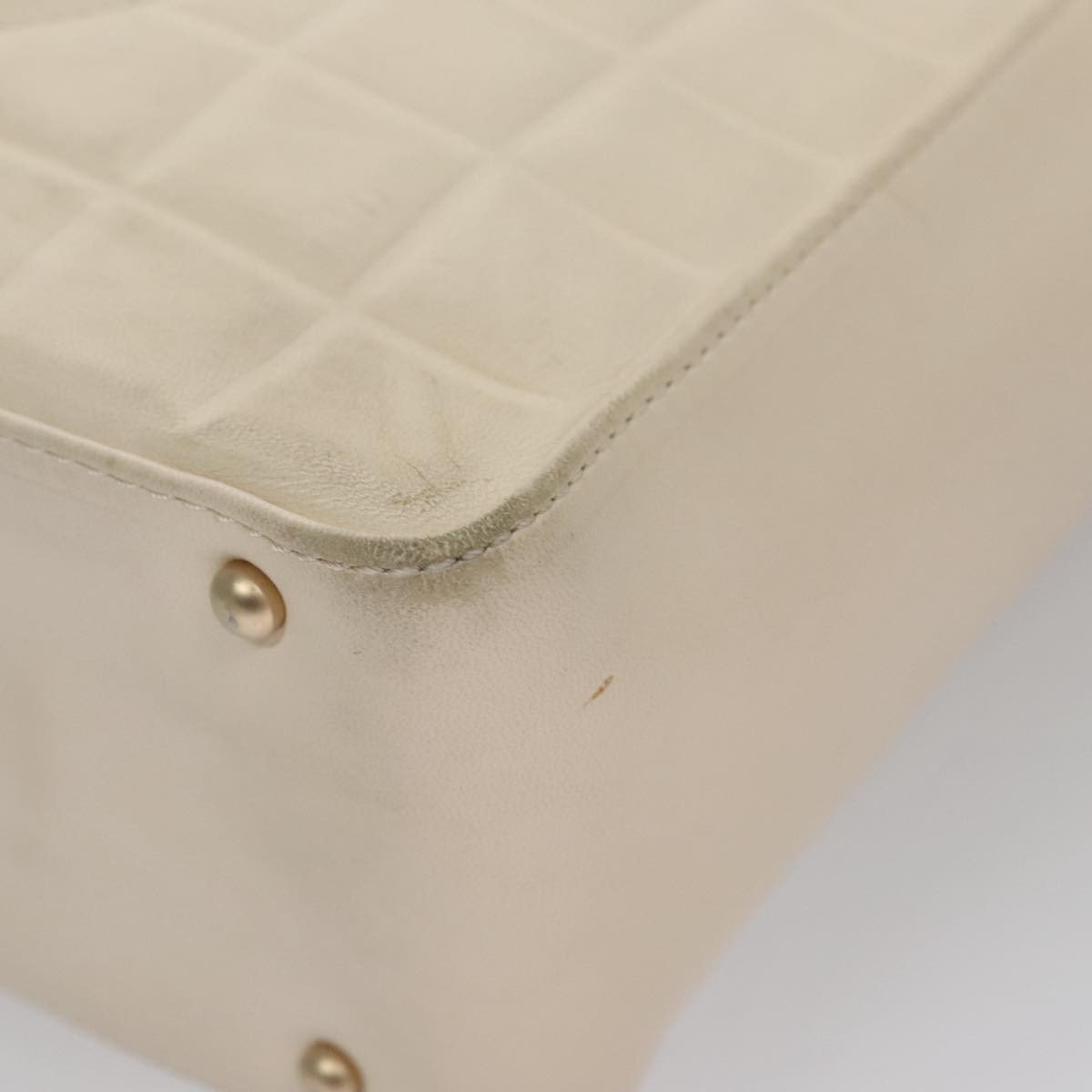 Chanel Chocolate Bar CC Shoulder Bag - Brandsamsara