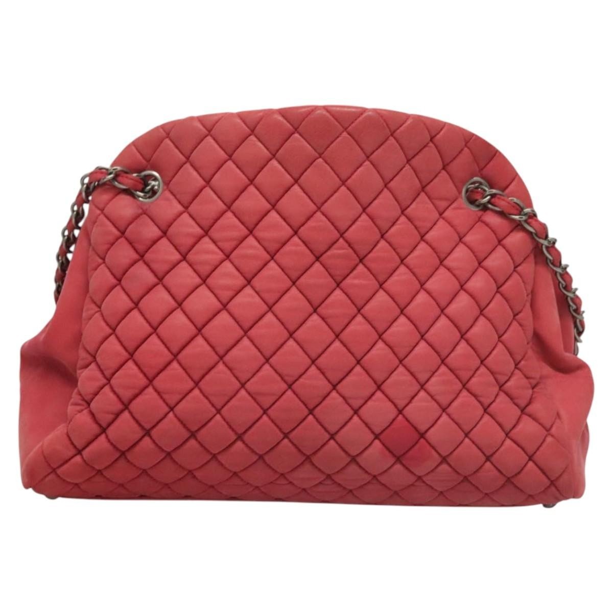 Chanel Matelasse Chain Shoulder Bag - Brandsamsara