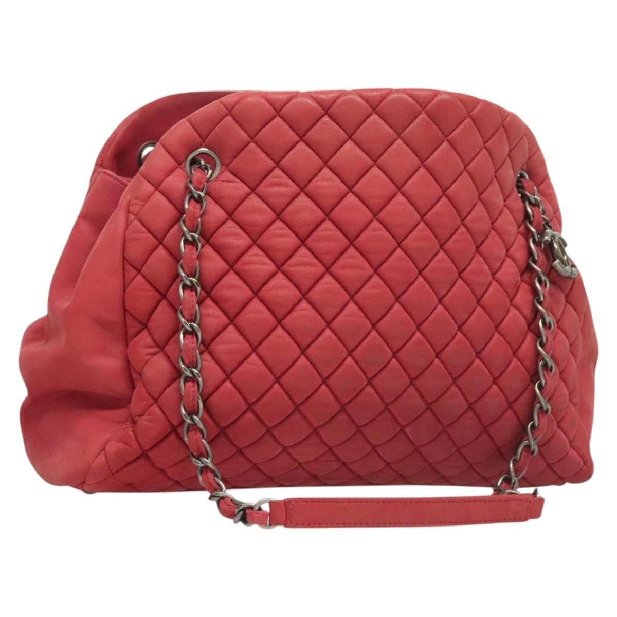 Chanel Matelasse Chain Shoulder Bag - Brandsamsara