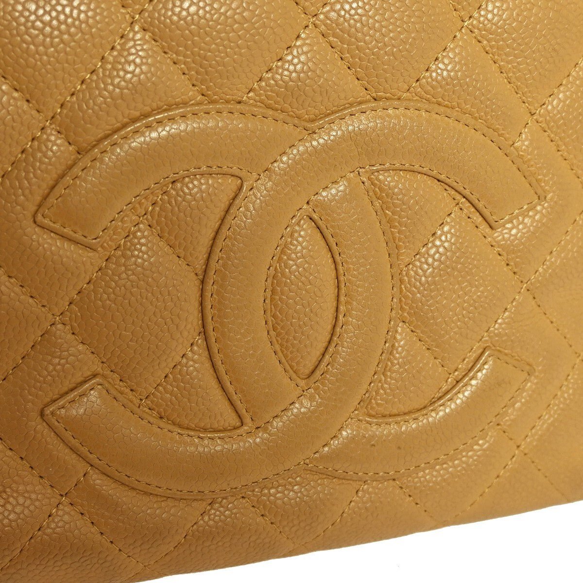 Chanel Petite Shopping Tote - Brandsamsara