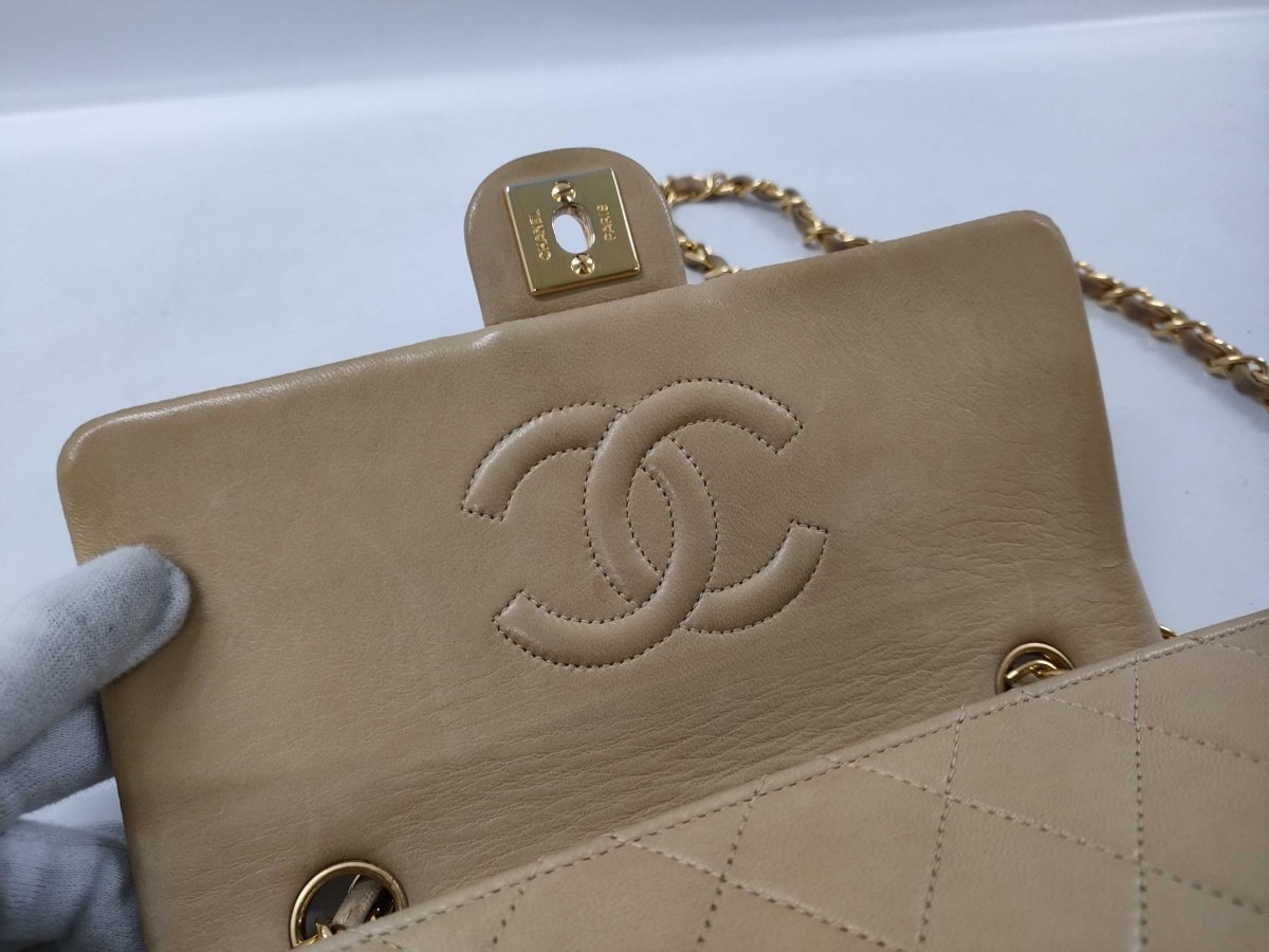 Chanel Timeless - Classic Double Flap Bag - Brandsamsara