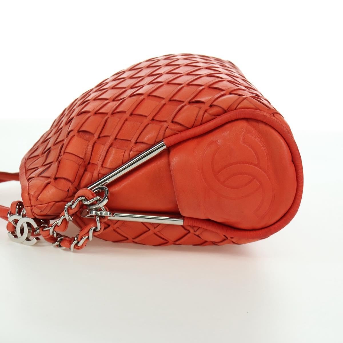 Chanel Ultimate Soft Hobo - Brandsamsara