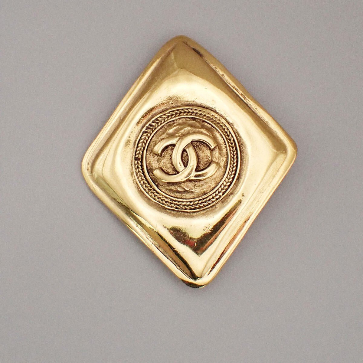 Chanel Vintage CC Diamond Brooch - Brandsamsara