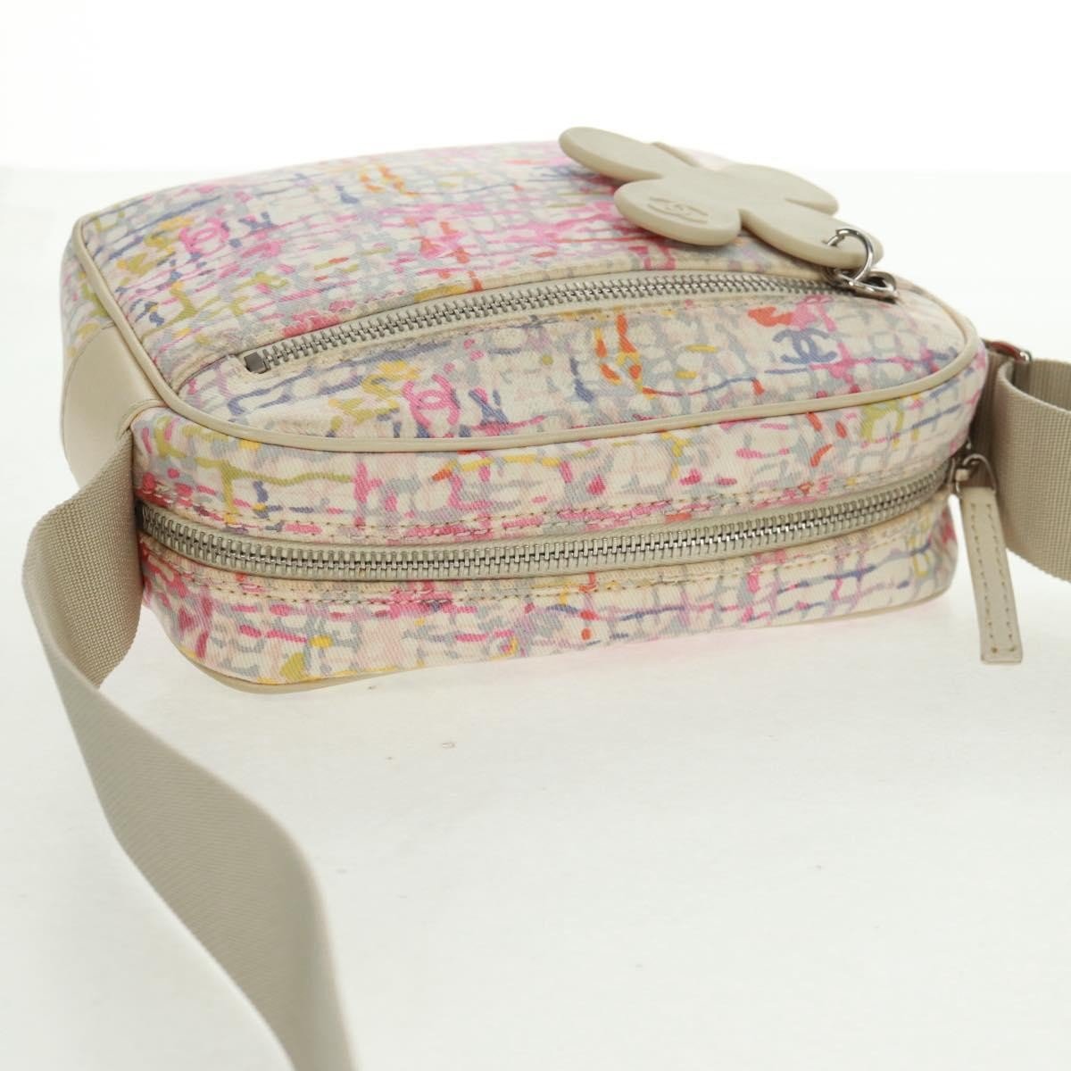 Chanel Vintage Clover Camera Bag - Brandsamsara