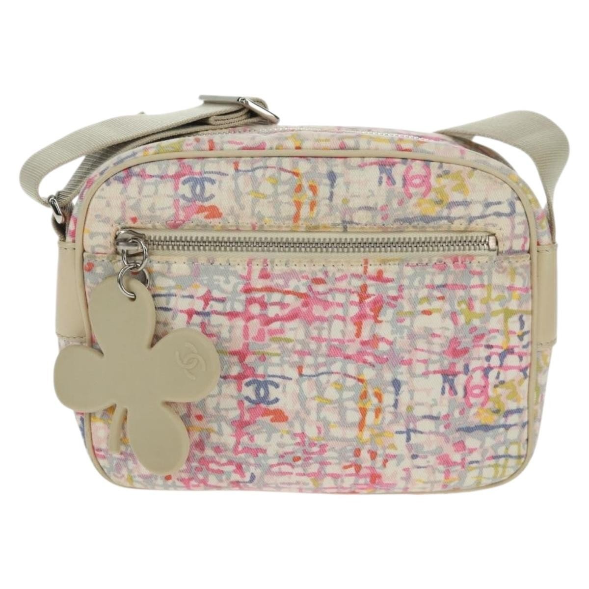 Chanel Vintage Clover Camera Bag - Brandsamsara