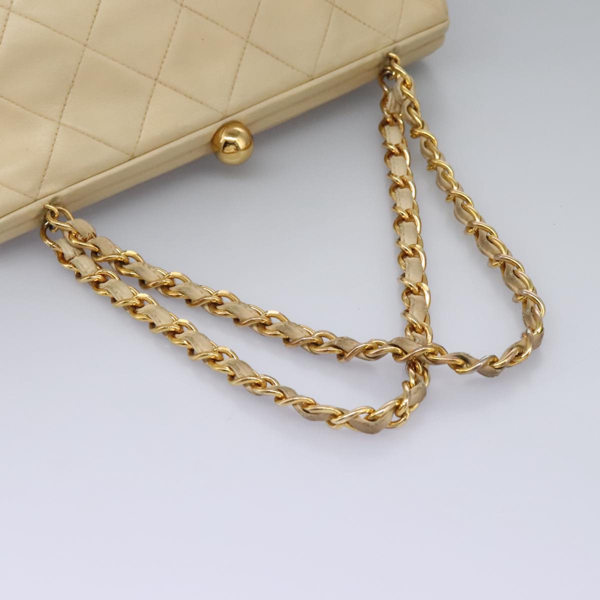 Chanel Vintage Clutch - Brandsamsara