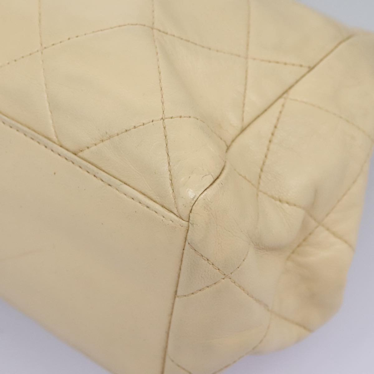 Chanel Vintage Clutch - Brandsamsara