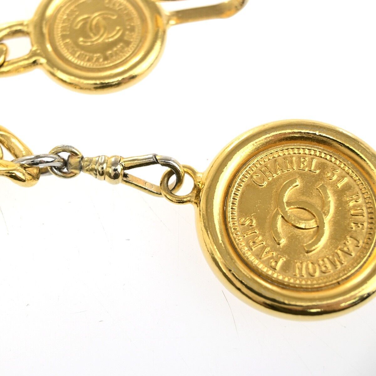 Chanel Vintage Medallion Chain Belt - Brandsamsara