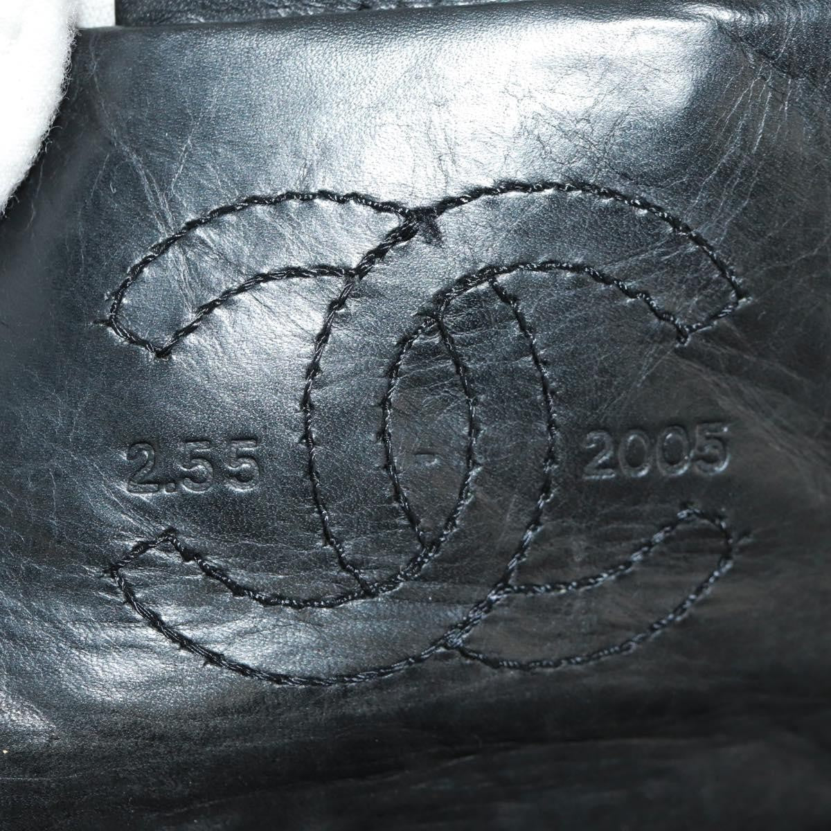 Chanel Vintage Reissue 2.55 Phone Holder Crossbody Bag - Brandsamsara
