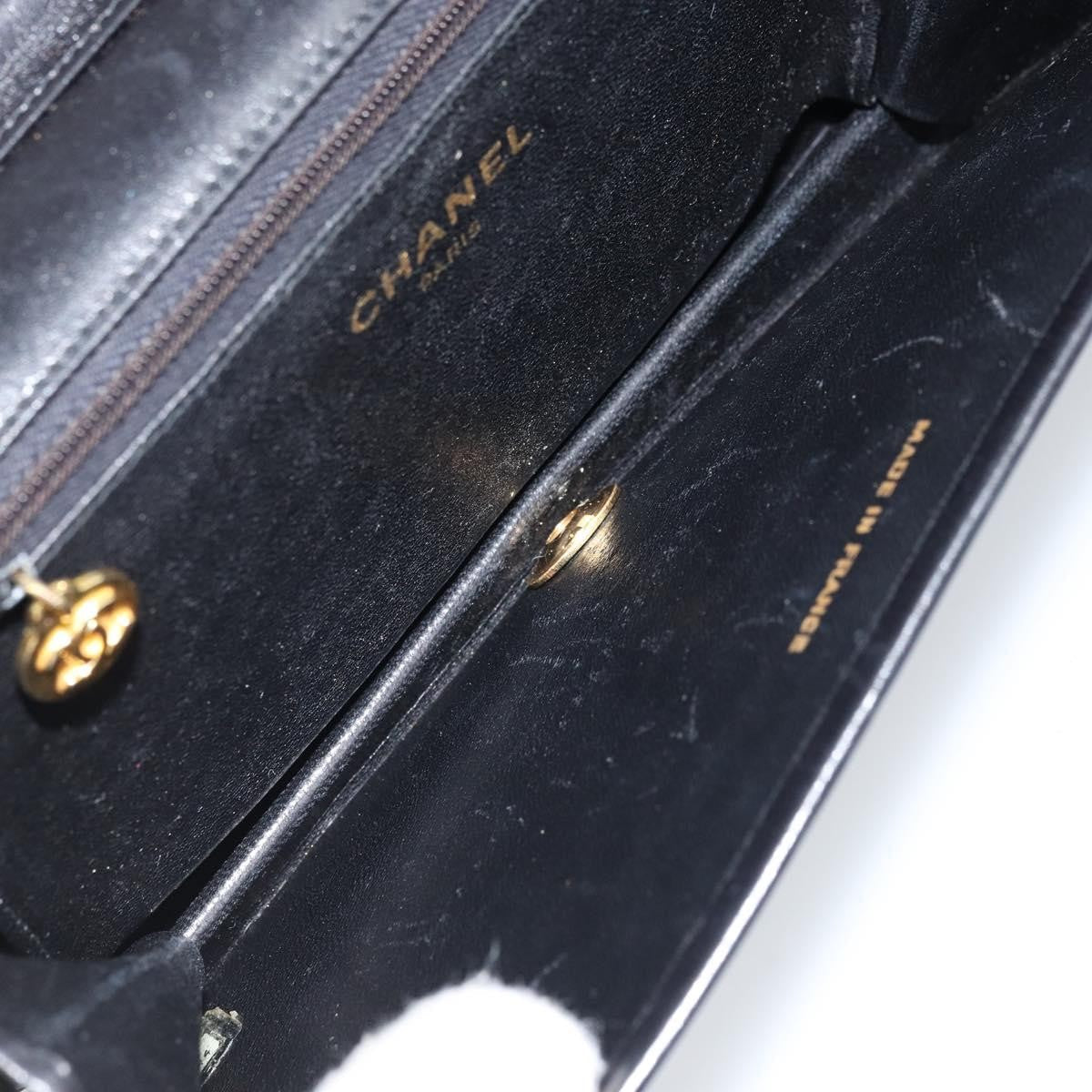 Chanel Wallet on Chain - Brandsamsara