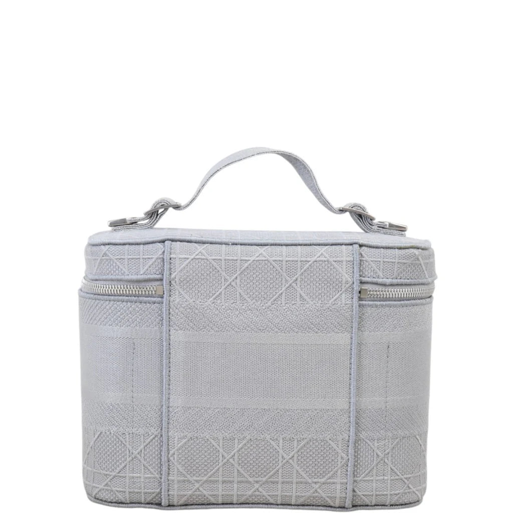 Christian Dior 30 Montaigne Cosmetic Pouch - Brandsamsara