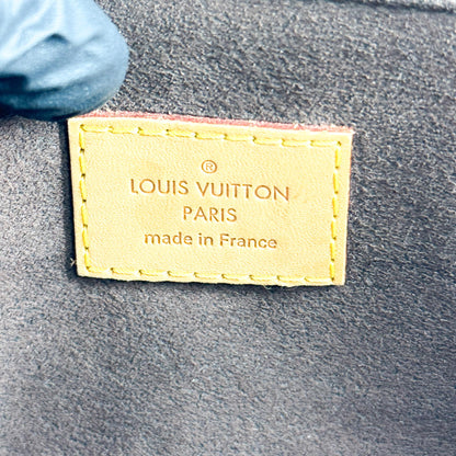 Louis Vuitton Pochette Metis Monogram Canvas, Brown, Canvas, Clutch
