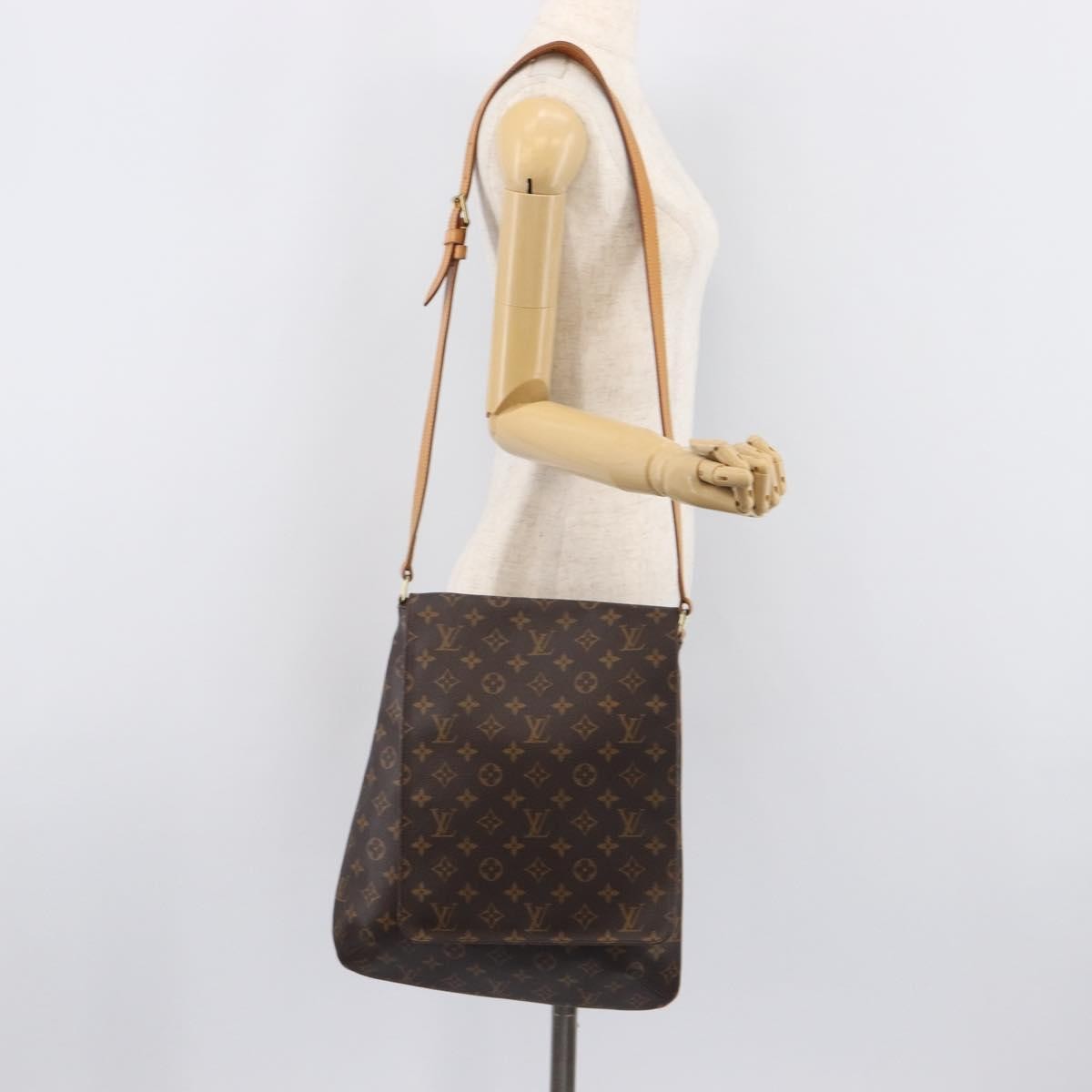 Louis Vuitton Musette Monogram Canvas, Brown, Canvas, Handbag