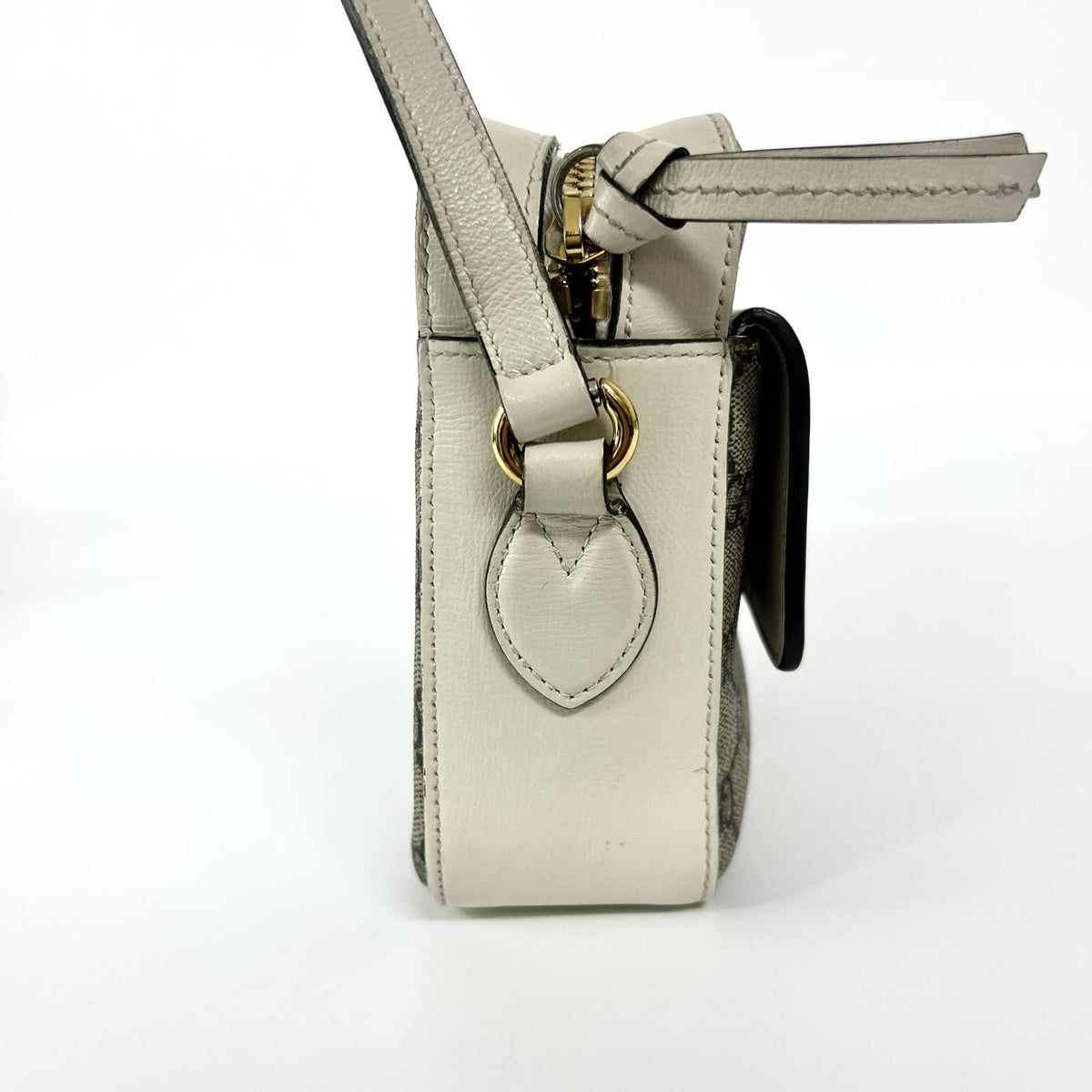 Gucci Horsebit 1955 Flap Pocket Camera GG Coated Canvas and Leather, Beige, Canvas, Handbag