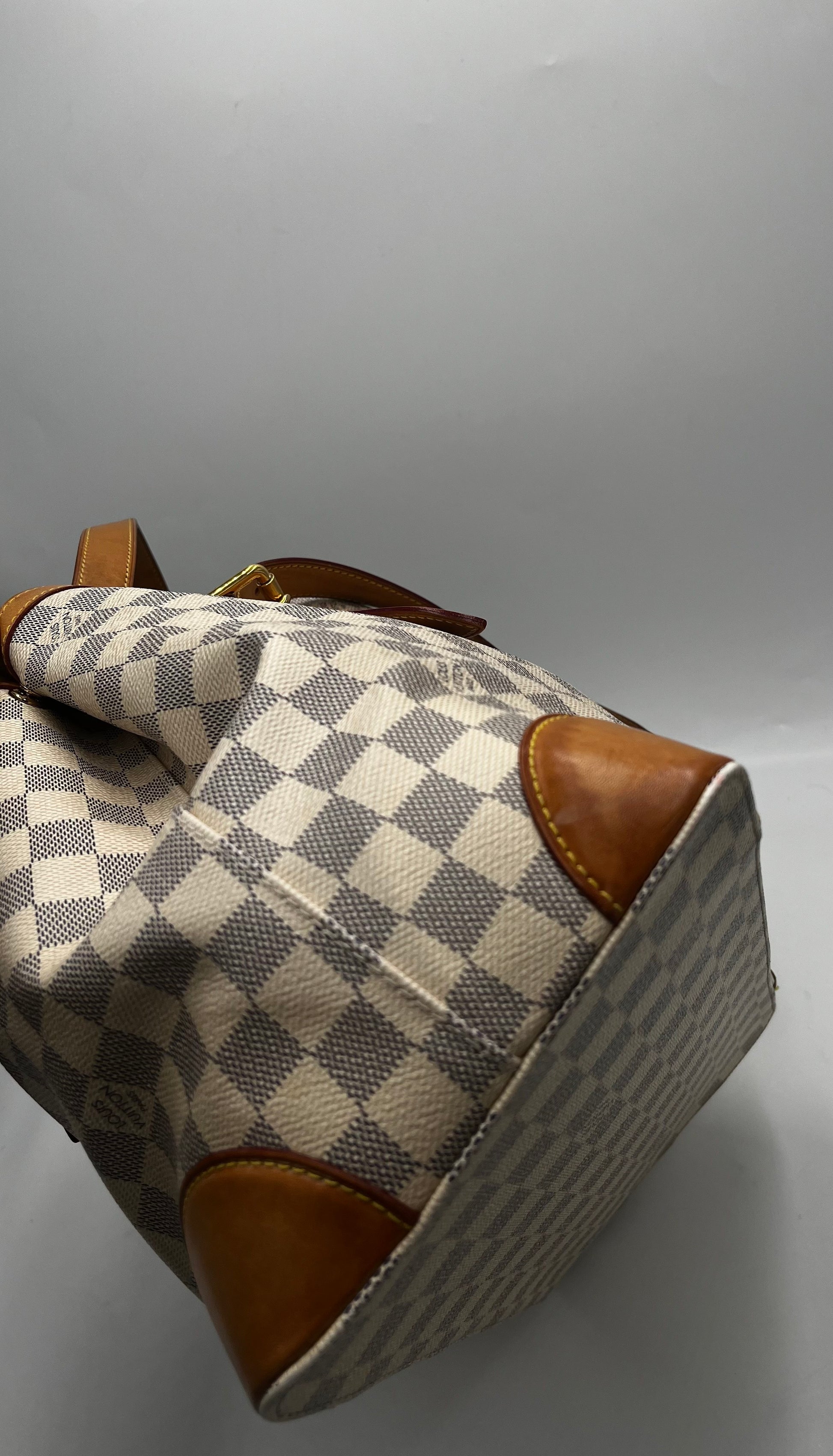 Louis Vuitton Hampstead Handbag Damier, Beige, Canvas, Handbag