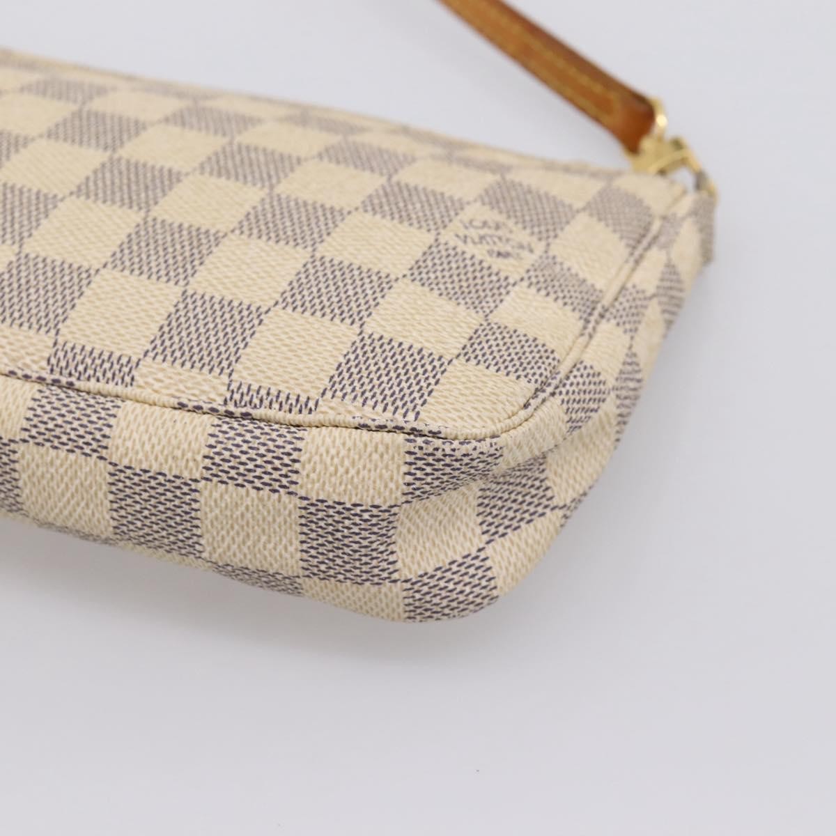 Louis Vuitton Pochette Accessoires Damier, White, Canvas, Clutch