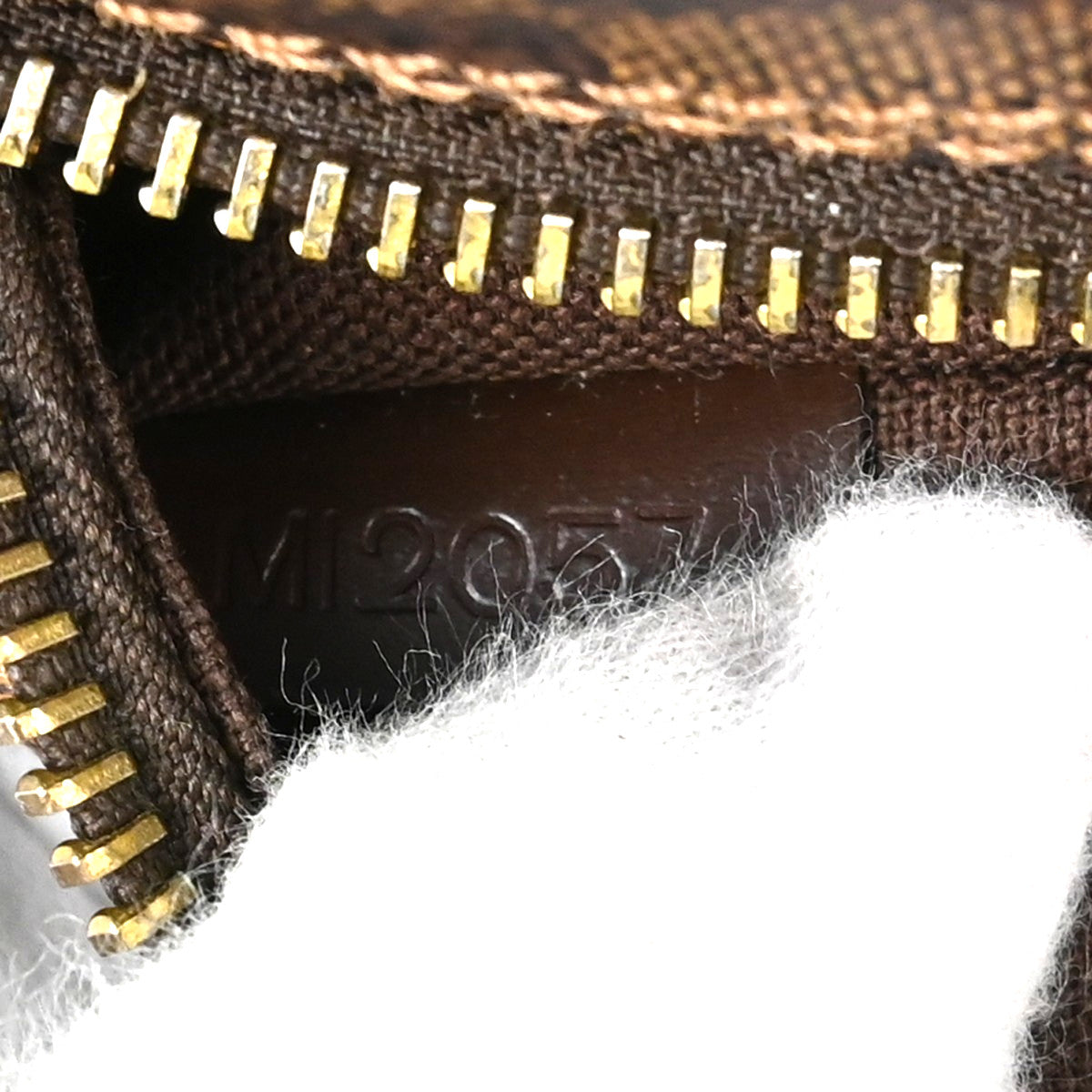Louis Vuitton Olav Damier, Brown, Canvas, Handbag