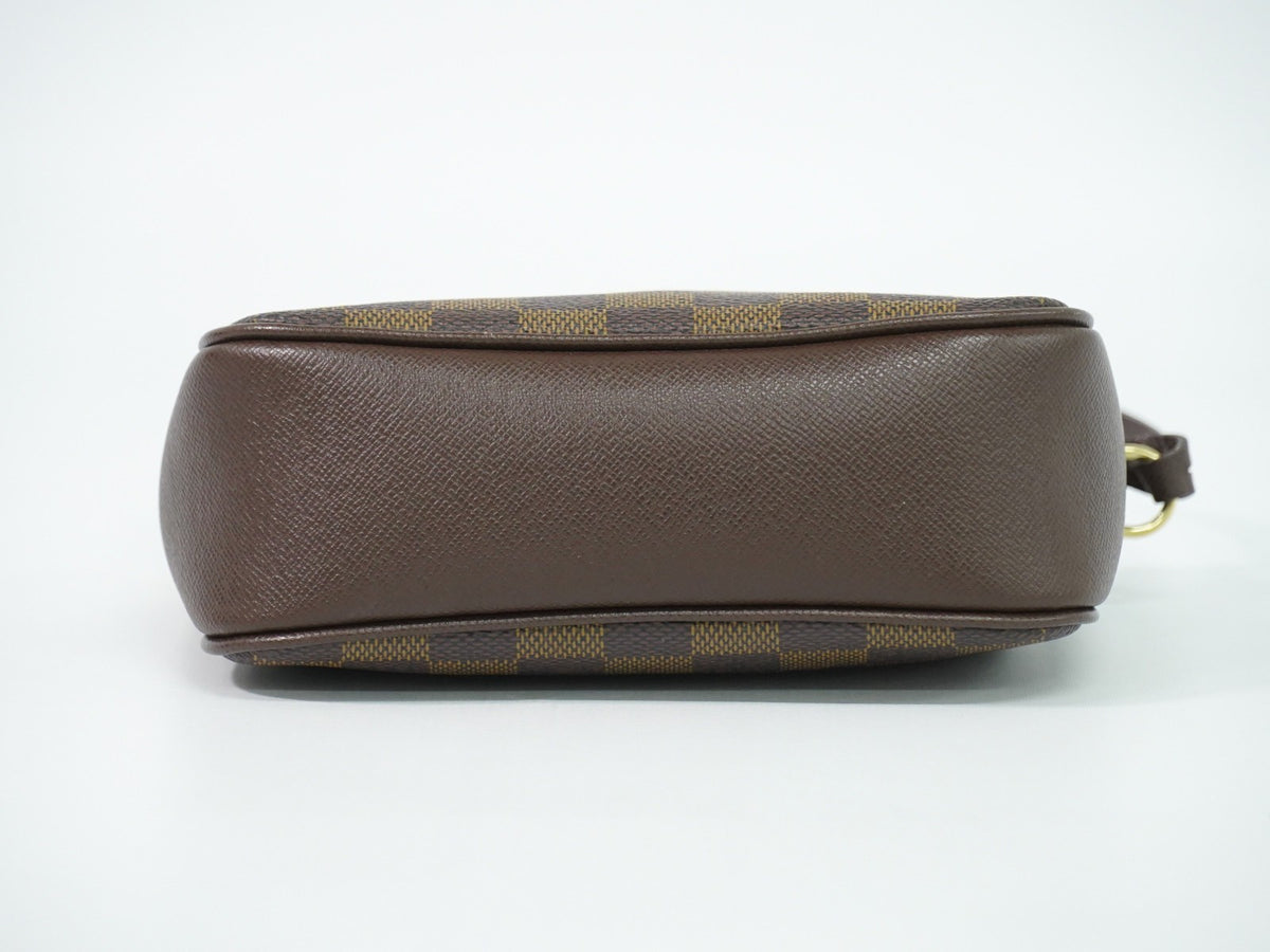 Louis Vuitton Trousse Make Up Damier, Brown, Canvas, Clutch