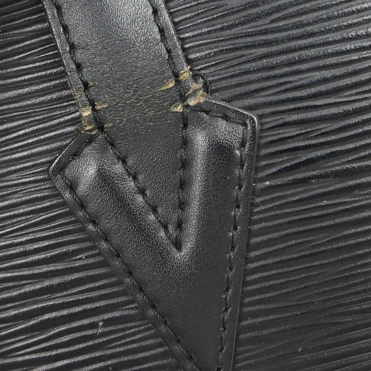Louis Vuitton Saint Jacques Epi Leather, Black, Leather, Handbag