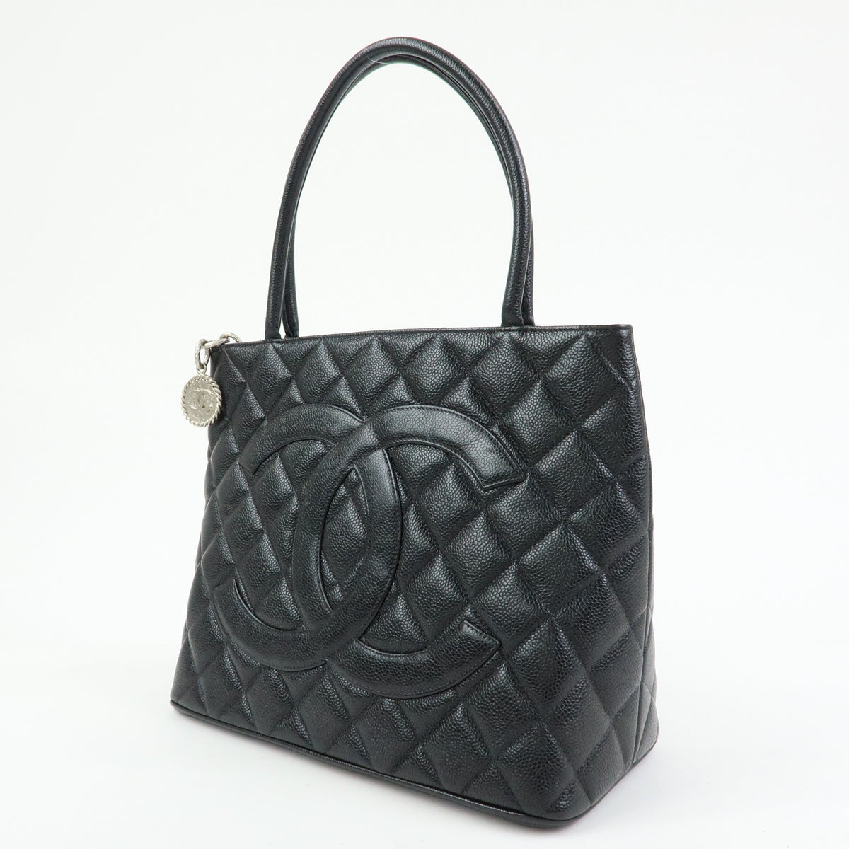 Chanel Medallion Caviar skin, Black, Leather, Tote Bag