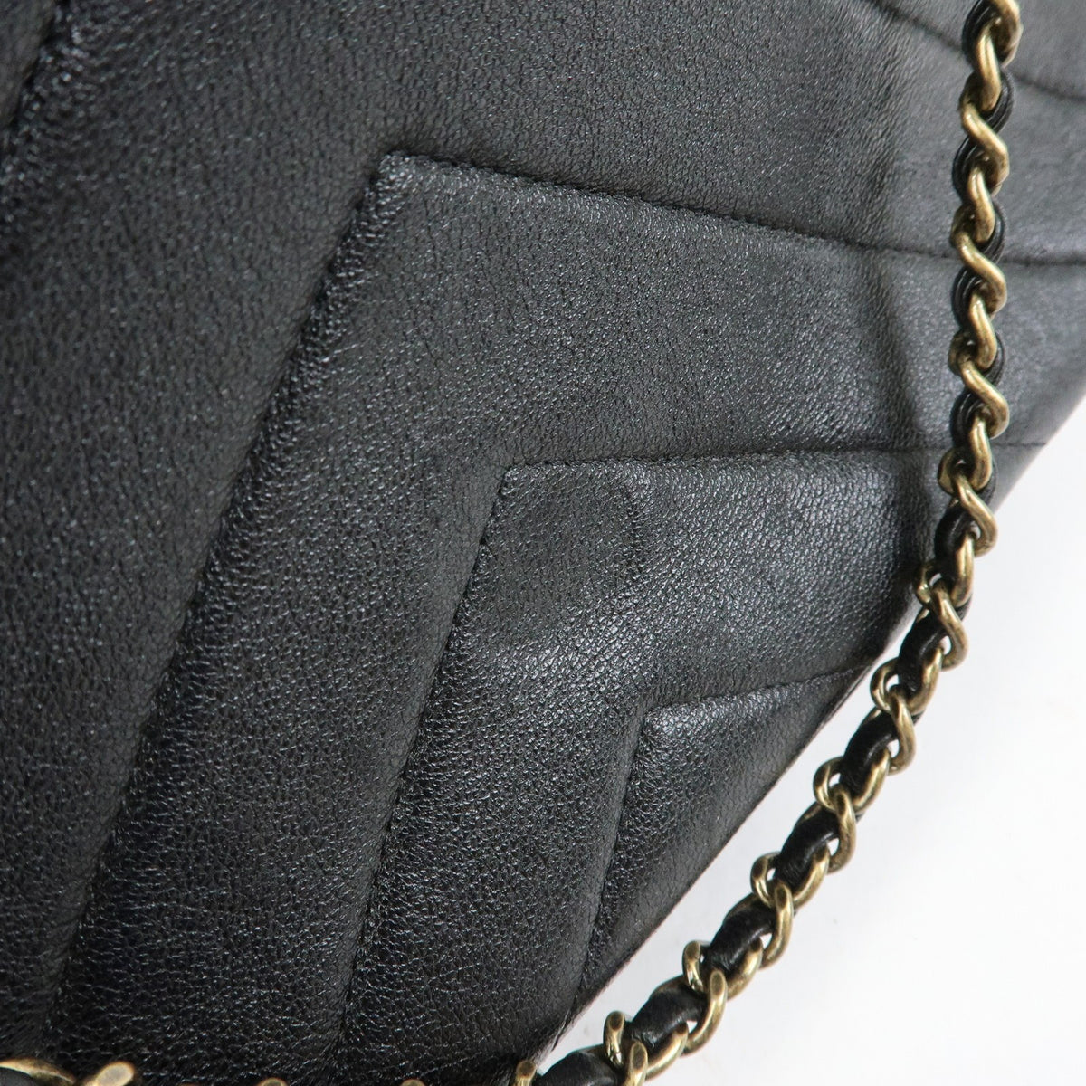 Chanel Camera Chevron Lambskin, Black, Leather, Handbag