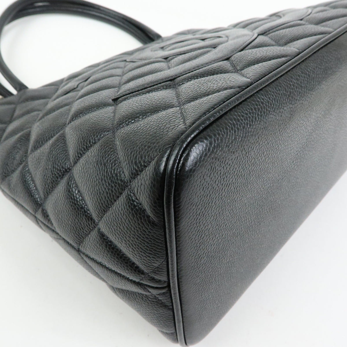 Chanel Medallion Caviar skin, Black, Leather, Tote Bag