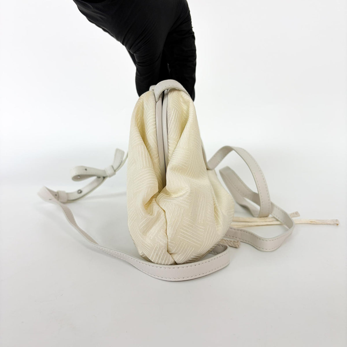 Bottega Veneta Point Leather, White, Other, Shoulder Bag
