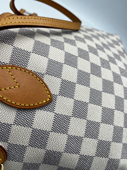 Louis Vuitton Neverfull Tote Damier, White, Canvas, Handbag