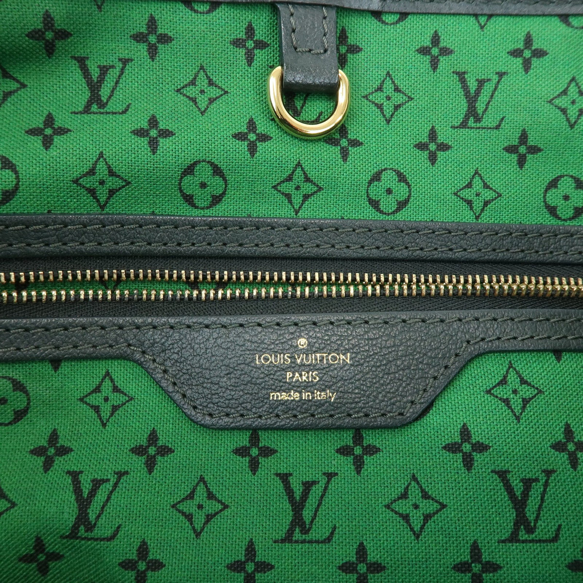 Louis Vuitton Ailleurs Cabas Limited Edition Printed Canvas, Green, Canvas, Tote Bag
